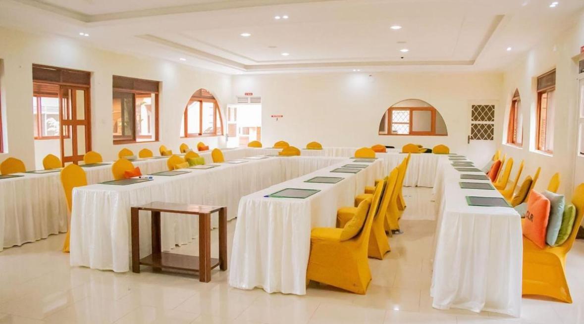 Country Lake Resort Garuga Entebbe Exterior foto