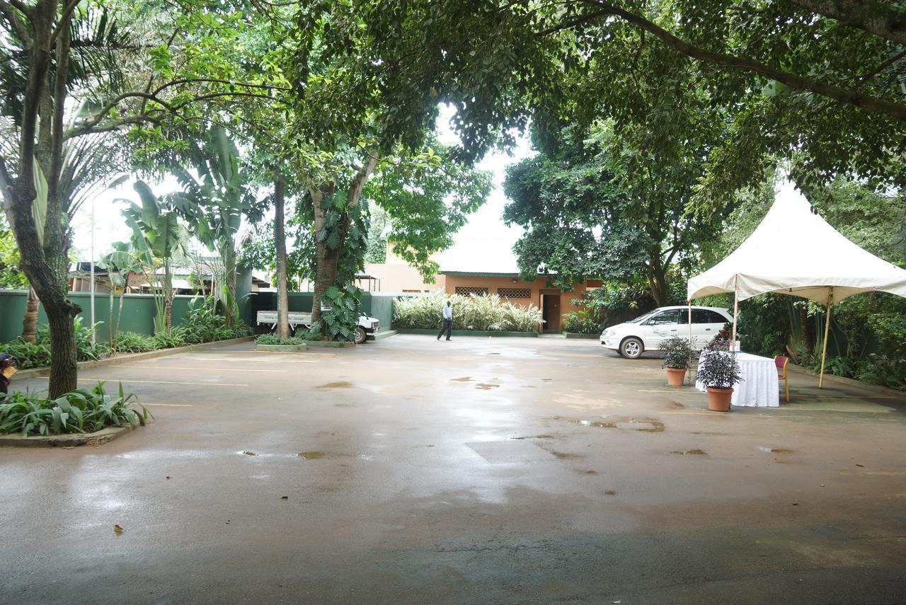 Country Lake Resort Garuga Entebbe Exterior foto