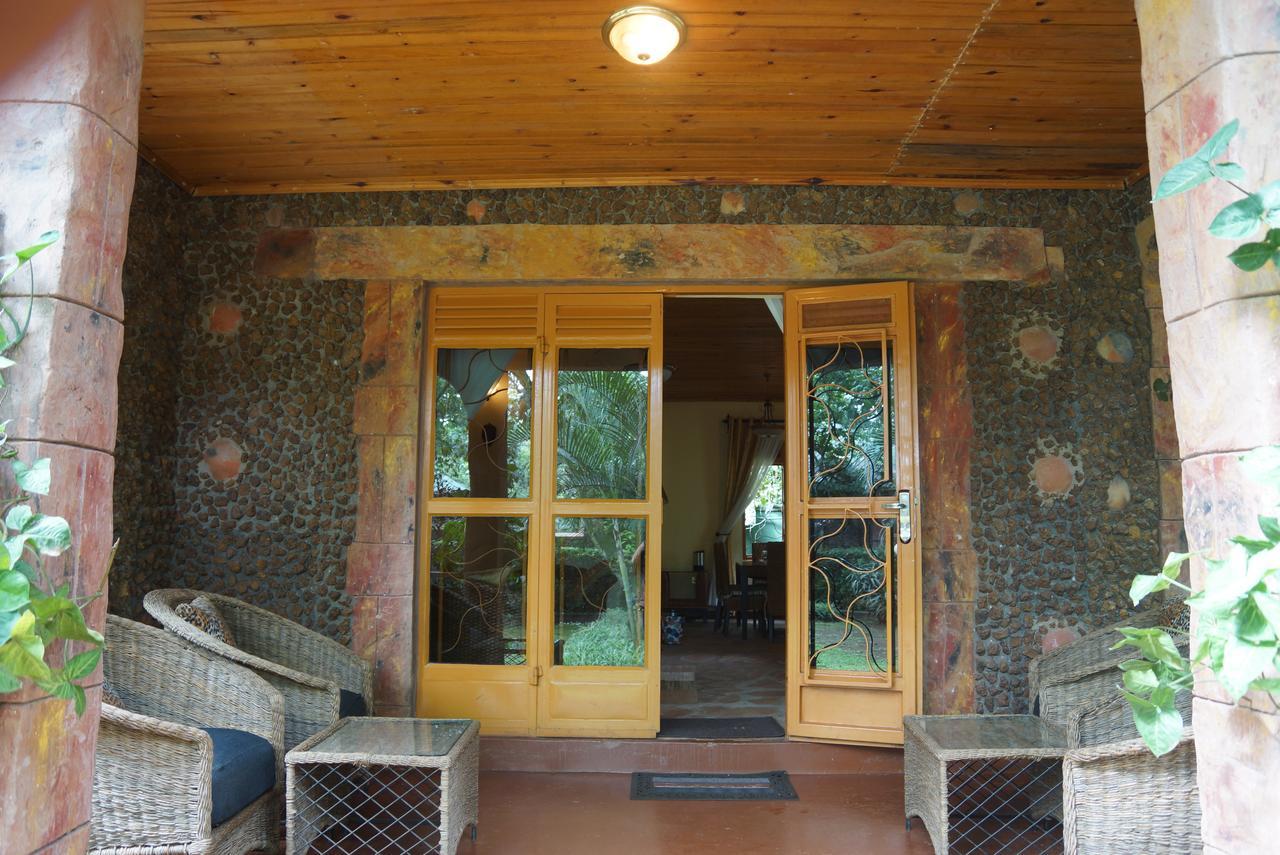 Country Lake Resort Garuga Entebbe Exterior foto