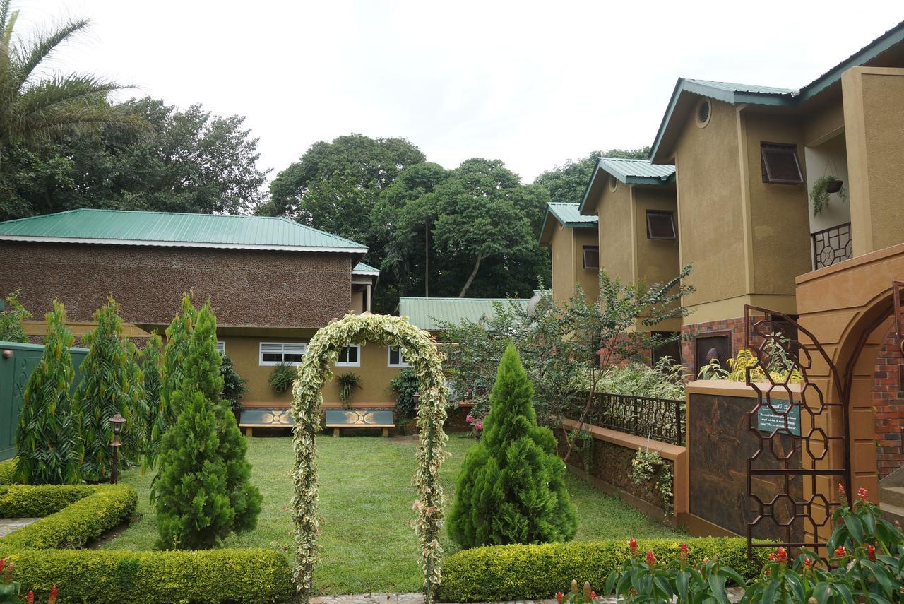 Country Lake Resort Garuga Entebbe Exterior foto